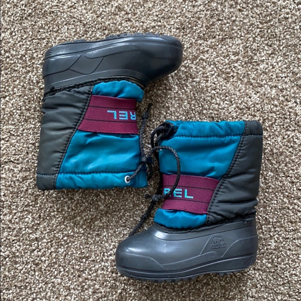 Sorels - Picture 3 of 15